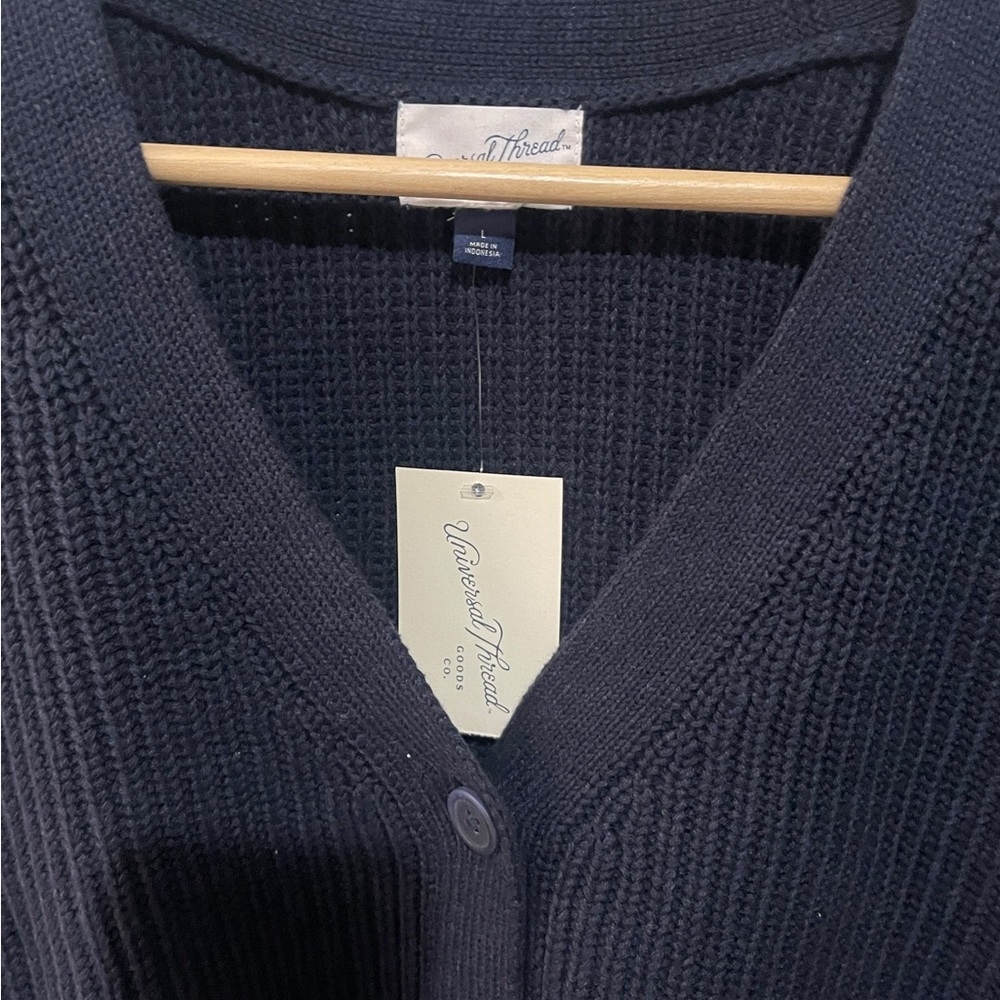 Universal Thread Women's Button-Front‎ Sweater Ve… - image 5